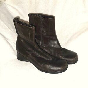 Liz Claiborne Wedge Leather Chelsea Boots Dark Brown size 7.5